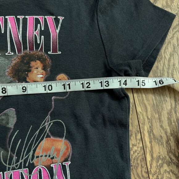 Whitney Houston Graphic Band Tee Crop Women's S - Picture 4 of 5